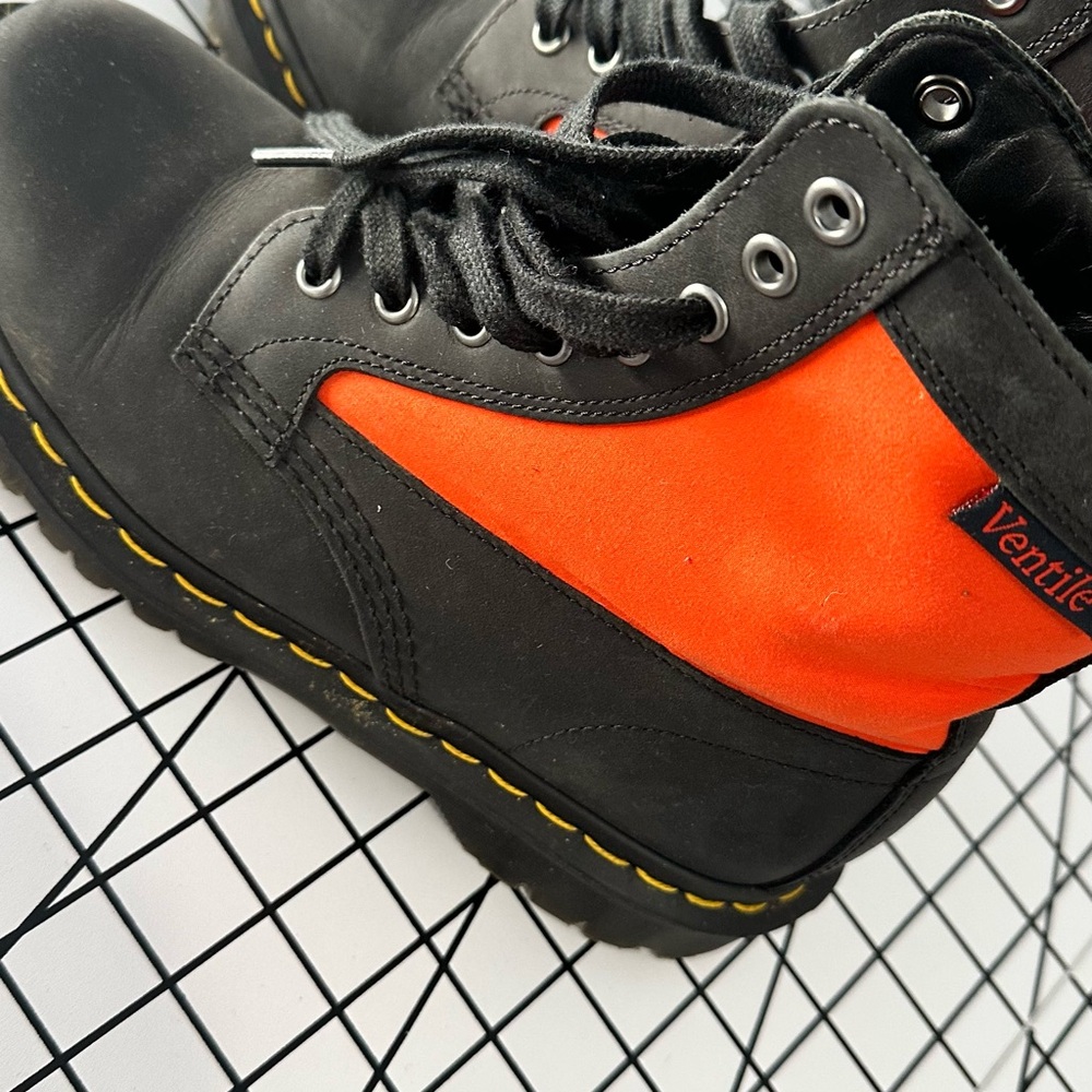 Dr. Martens Men’s 1460 Bold Black & Orange Leather Combat Boots – Size 6 - Picture 4 of 9